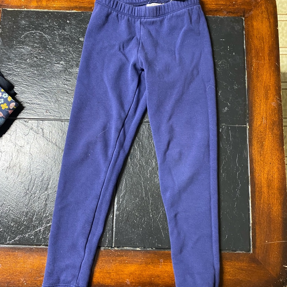 1 pair of girls size 6 joggers